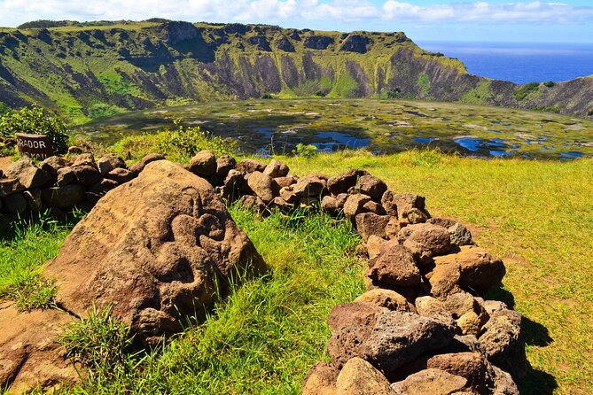 2 Days Highlights Tour in Easter Island Moai and Nature - Day 1: Tongariki sunrise energy and the rest of the must-sees