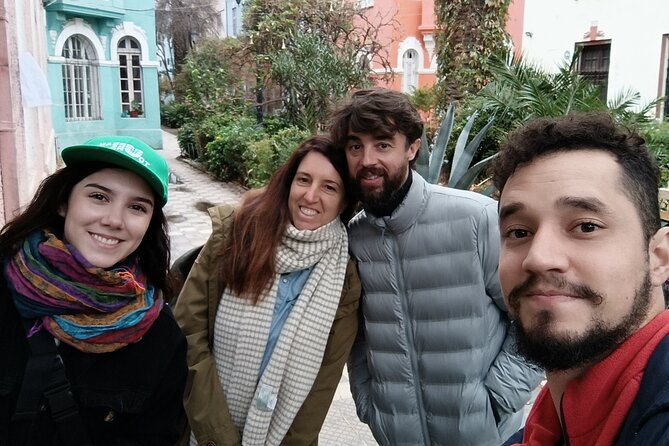2-Hour Walking Tour of Yungay The Coolest Neighborhood in Chile - Yungay in Two Hours, The Neighborhood That Tells Chile’s Story