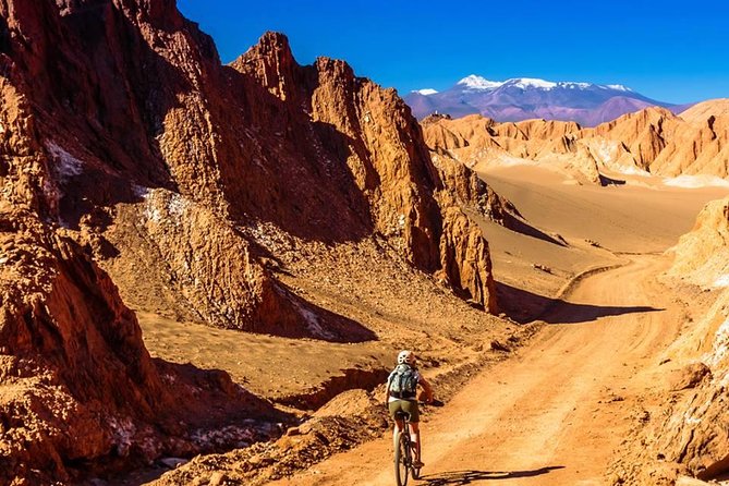 3 Days and 4 Tours in San Pedro de Atacama - Valle de la Luna timing from 15:30 to 20:30, sunset done right