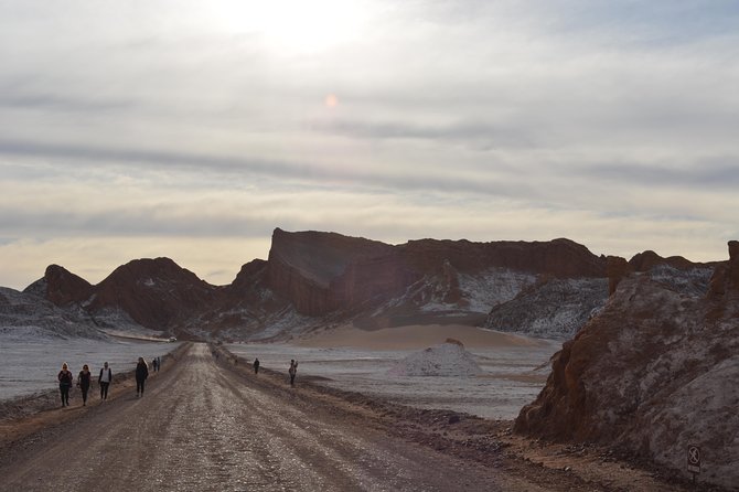 4-Day Best of Atacama: Moon Valley, Tatio Geysers and Altiplanic Lagoons - San Pedro de Atacama, the best base for Moon Valley and Tatio