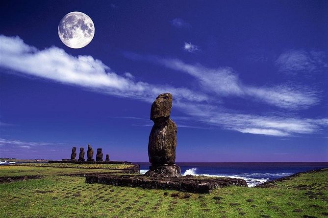 4-Day Easter Island Experience with Hotel, Tours & Dinner show - Getting around, timing, and what to expect with a small group
