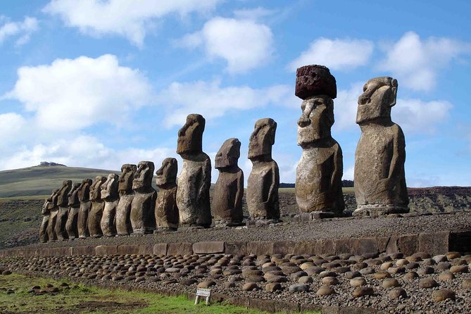 4-Day Easter Island Experience with Hotel, Tours & Dinner show - Who should book this and who should look elsewhere
