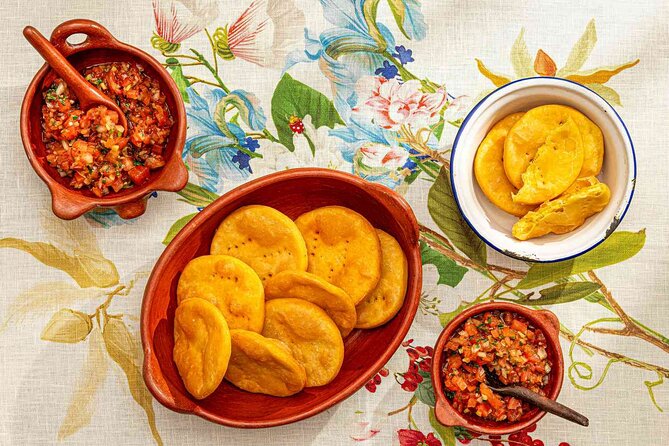 4h Cooking Class in Santiago with 8 Recipes & Bottomless Drinks - Practical Tips for a Smooth, Fun Cooking Afternoon