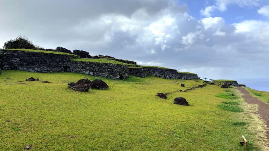 Ahu Vinapu, Rano Kao and Orongo City Half-Day Tour - Price and value check: what $91 gets you, and what to budget for