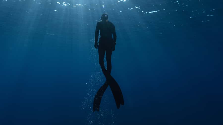 Ancestral fishing: Fishing with an experienced Rapa Nui - Going into the Pacific: fishing basics, gear, and how snorkeling fits in