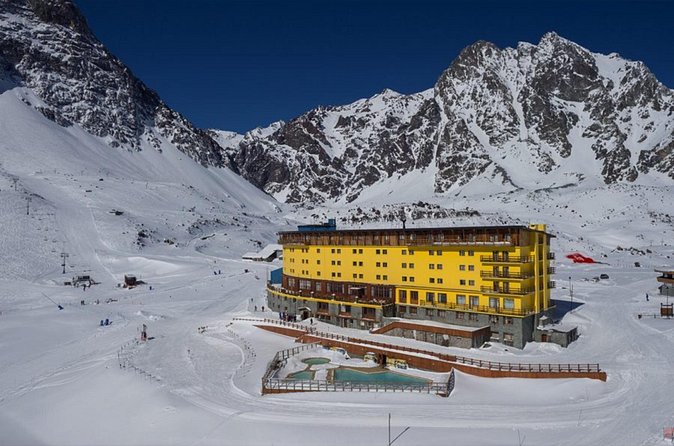 Andean Majesty: Portillo and the Inca Lagoon - Brunch snacks and what’s not included (so you don’t get caught hungry)
