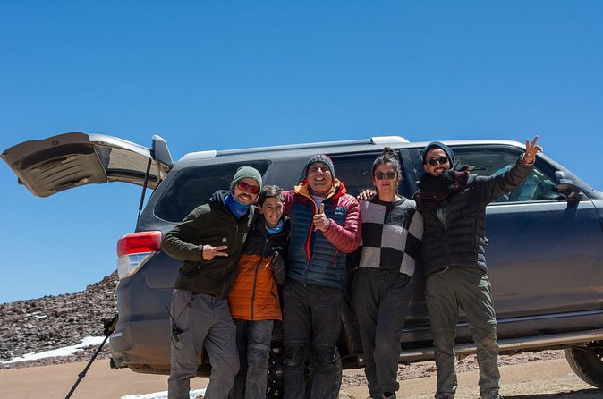 Ascent to the extinct Cerro Toco Volcano at 5600 meters high - Guides and group size: why max 6 can matter at altitude