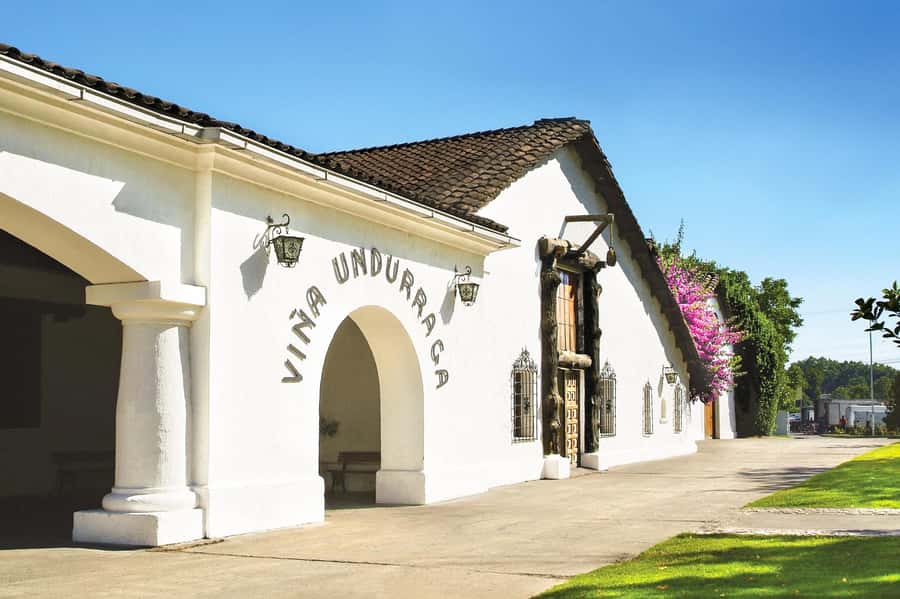 Aviary & Tricao Park Tour with Undurraga Wine Tasting - Viña Undurraga: 1885 roots, historic gardens, and underground cellars