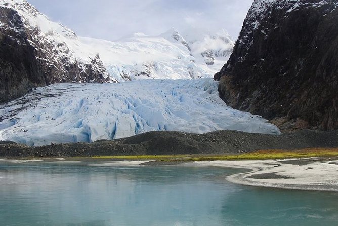Balmaceda and Serrano Glaciers Sightseeing Cruise from Puerto Natales - Boat Comfort and Crowd Reality (What to Expect on Deck)