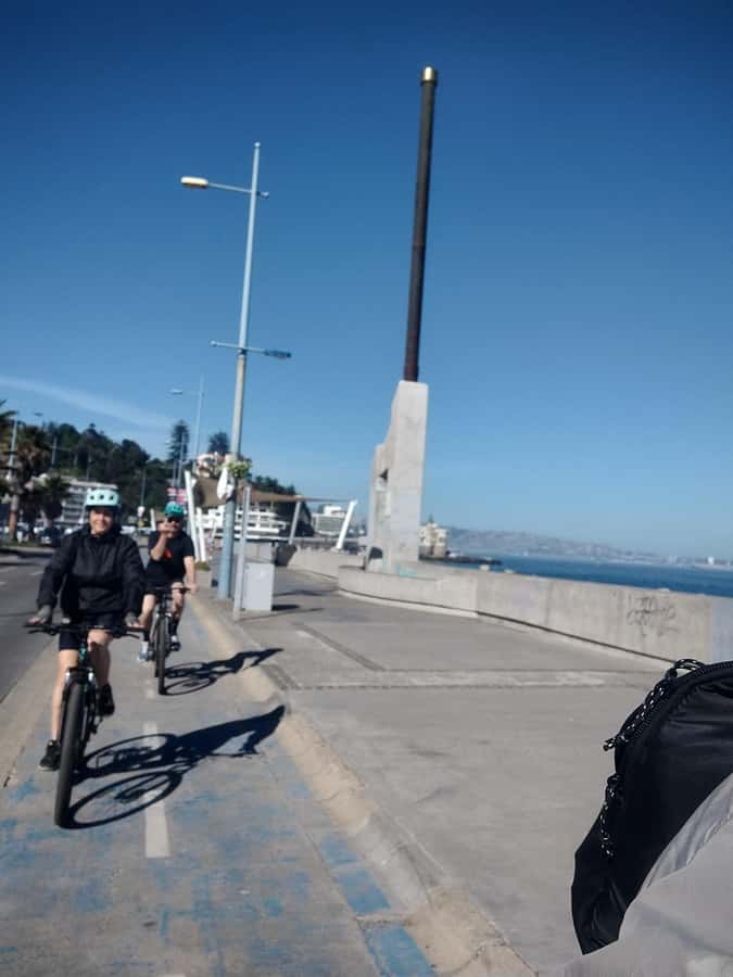 Bike ride along the coast of Viña del Mar or Valparaíso, you choose! - Quick highlights worth planning for