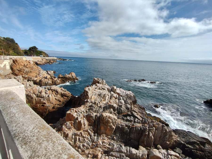 Bike ride along the coast of Viña del Mar or Valparaíso, you choose! - The first stop: meeting by Viña del Mar Casino and getting ready