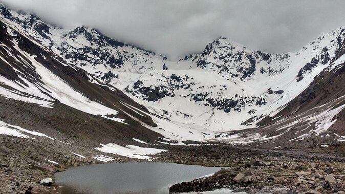 Cajon del Maipo : El Yeso & Spa Reservoir River Sanctuary - Stop 1: Cajon del Maipo first, views and river valley energy