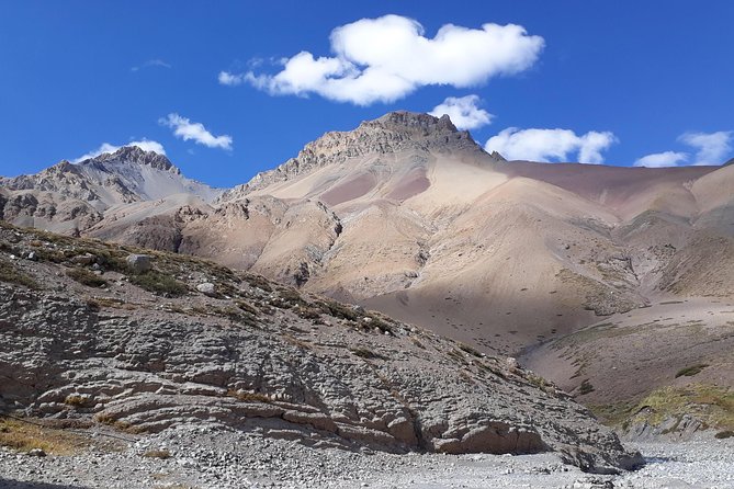 Cajon del Maipo - Embalse el Yeso LGBT+ - Comfort details that matter on a long day