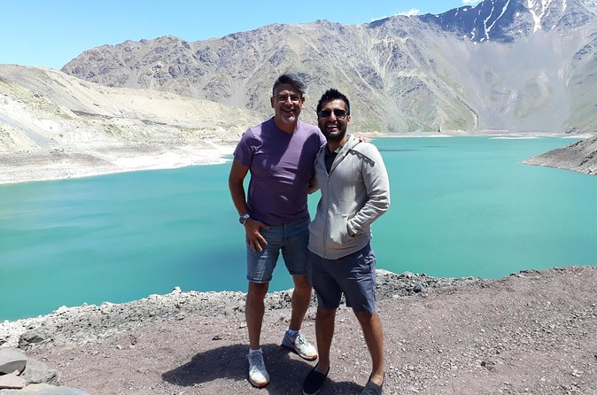 Cajon del Maipo - Embalse el Yeso LGBT+ - Weather, photos, and what to bring for Andes daylight
