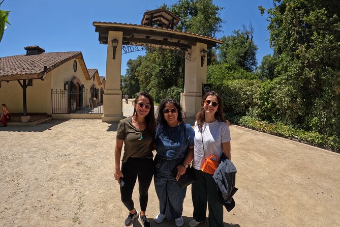 Cajon Del Maipo with Lunch and Visit to One Winery - Lunch at Restaurante La Vaquita Echá: a real Chilean meal break