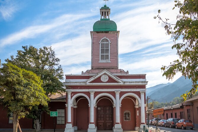 Cajon del Maipo - San Jose de Maipo Plaza de Armas: the short culture hit that works