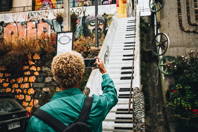 City tour Valparaiso - Ascensor El Peral: a classic funicular ride and a shortcut uphill