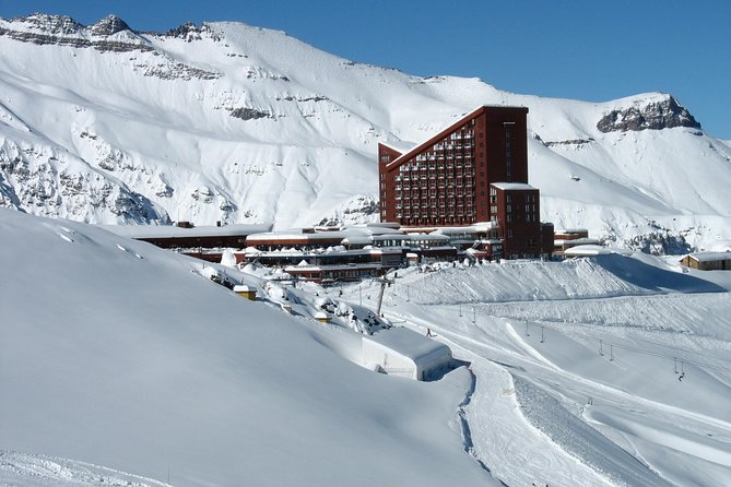 Day in the snow. Farellones snow park - The morning ride: 7:00 am pickup and the Andes drive