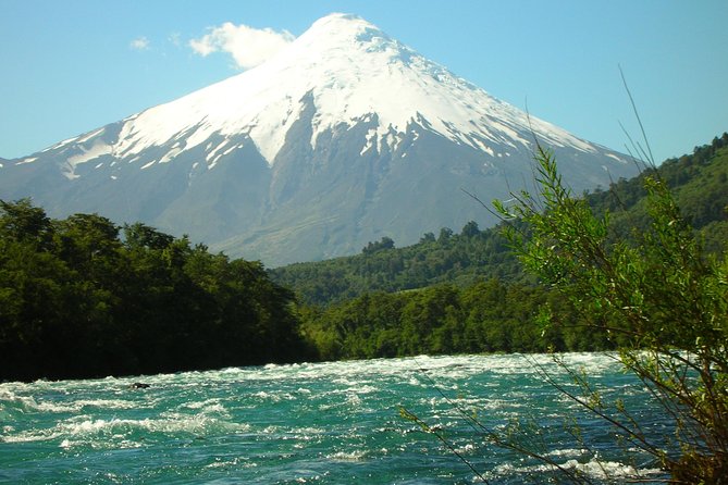 Day Trip to Osorno Volcano and Petrohue from Puerto Montt - Volcán Osorno and Petrohué Falls: why this day trip works