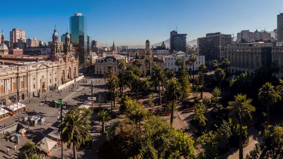 Dia Completo en Santiago: Museo+San Cristobal+City Tour - Morning Setup: Hotel Pickup and Your First Guided Hour