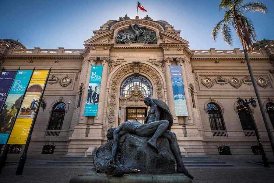Discover Santiago, where modernity merges with history - Price and logistics: what you get for $60