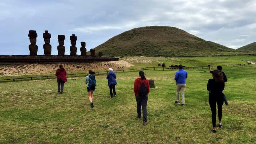 Easter Island: Full-Day Tour to Anakena - Rano Raraku and the Cantera de los Moais: Where the Moai Began