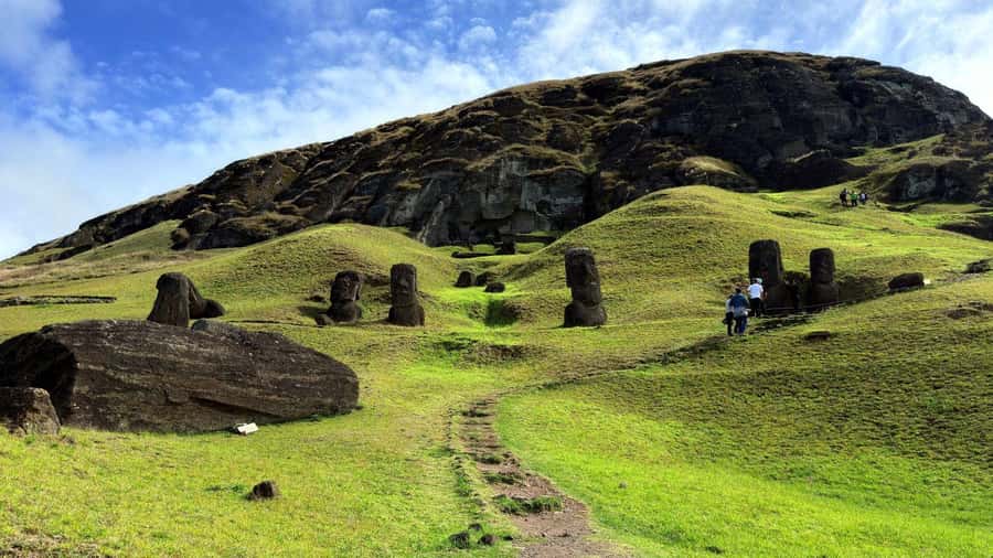 Easter Island: Full-Day Tour to Anakena - Guide Quality Makes or Breaks This Day