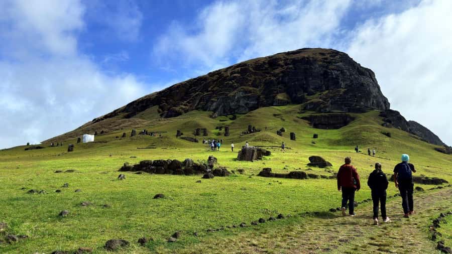 Easter Island: Full-Day Tour to Anakena - Timing, Weather, and Comfort Tips for a Full-Day Moai and Beach Plan