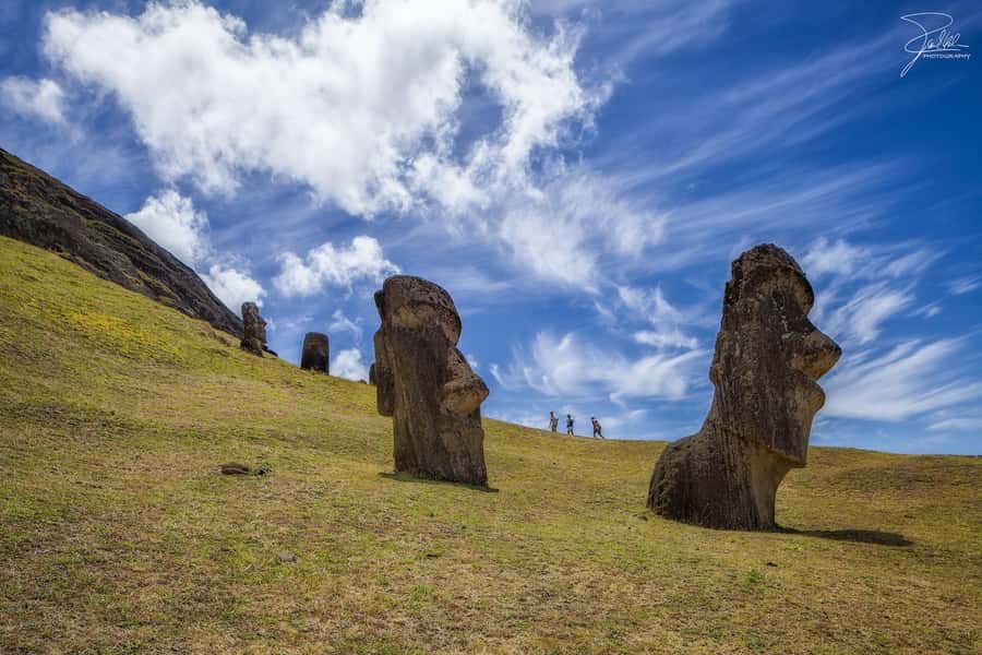 Easter Island: Moai Full Day Private Tour - Rano Raraku, the Moai Factory: Walking Around the Making Process