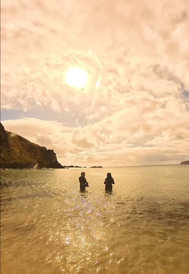 Easter island: Snorqueling tour on coral reefs - Languages and guide style, why it feels personal