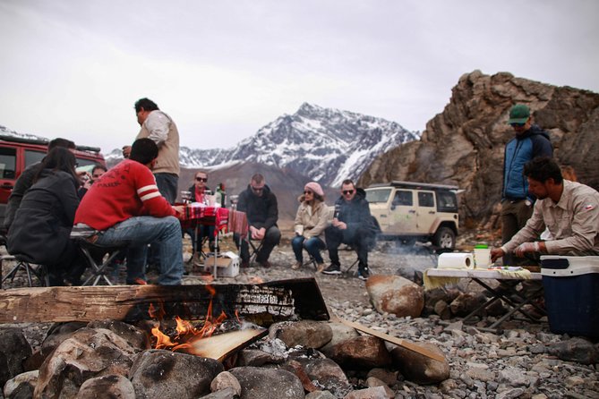 Embalse el Yeso and Termas del Plomo in semi-private 4x4 - Seasonality, weather reality, and who should book
