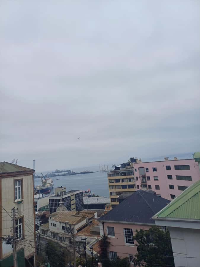 Exclusive Coastal Tour: Valparaíso, Viña del Mar & Reñaca - Reñaca Beach: Sea-View Lunch, Then Free Time by the Water