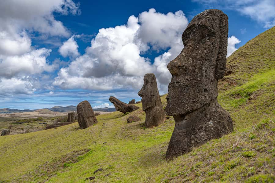 From Hanga Roa: Easter Island Highlights 2-Day Tour - Day 2: Eastern sites, Orongo views, and the caves at Ana Te Pahu