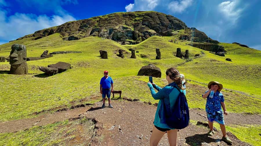 From Hanga Roa: Rapa Nui Culture Sightseeing Tour - A full-day moai circuit from Hanga Roa, with a guide keeping the pace human