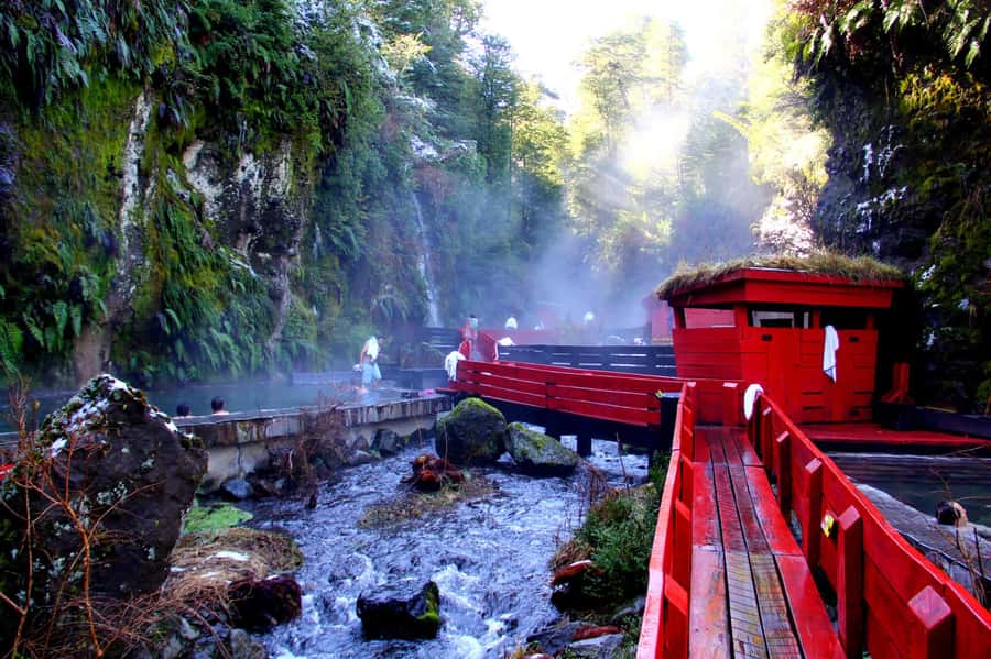 From Pucón: Geometric Hot Springs - 16 pools and 3 hours of free soaking, how to use your time