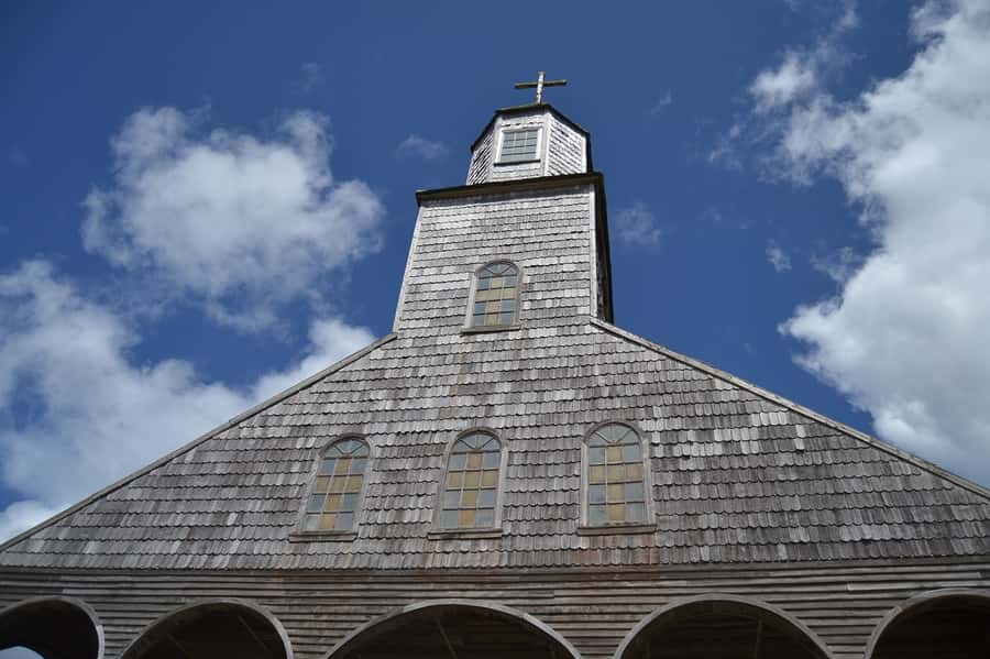 From Puerto Varas: Chiloe Island Full-day Tour - Dalcahue craft fair stop and the best place to shop for local handiwork