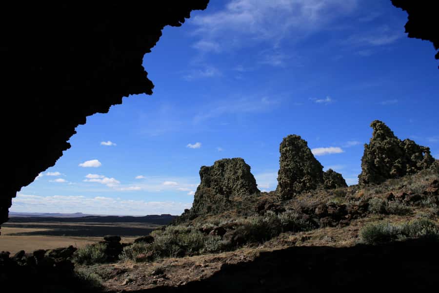 From Punta Arenas: Pali Aike National Park - Escorial del Diablo and La Morada del Diablo crater: the must-sees