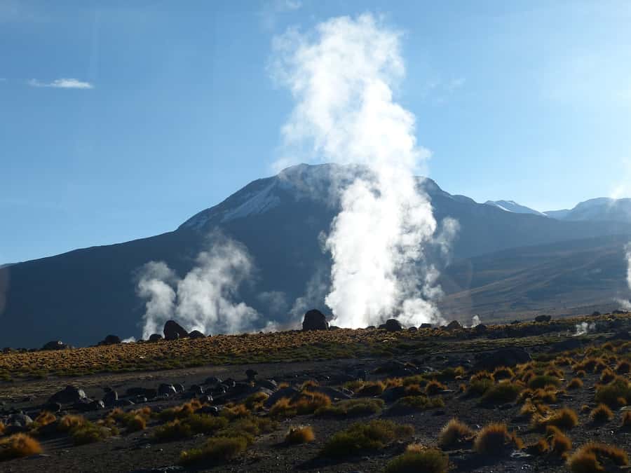 From San Pedro de Atacama: Geysers del Tatio Half-Day Tour - Photography and pacing tips for a sub-zero morning