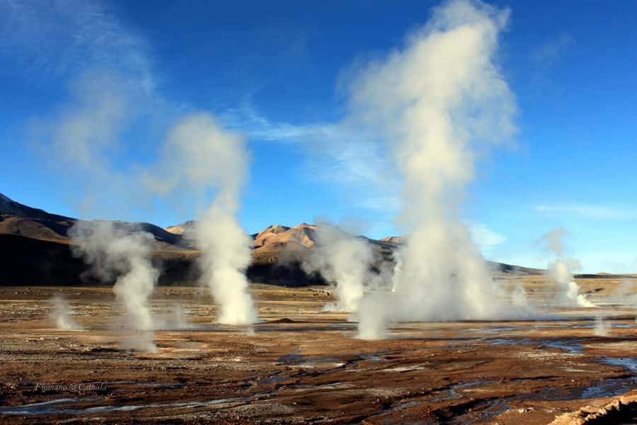 From San Pedro de Atacama: Tatio Geysers and Machuca Tour - What happens once you’re at the geysers: walking, photo stops, and breakfast nearby