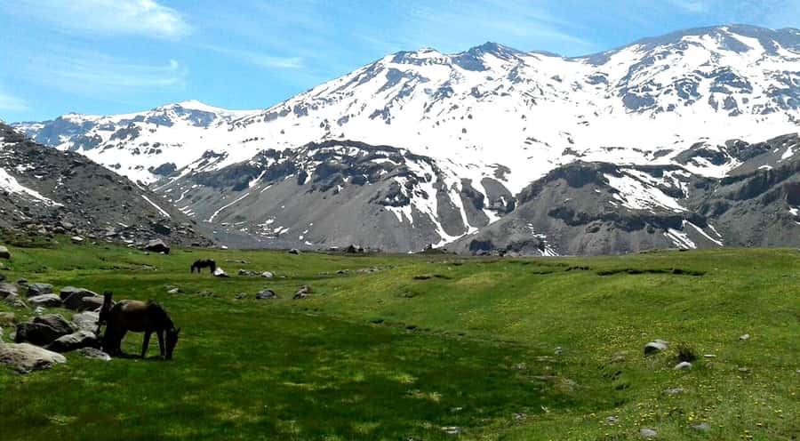 From Santiago: Cajón del Maipo and Volcán San José Hike 8K - Key Things You’ll Notice On This Andes Hike