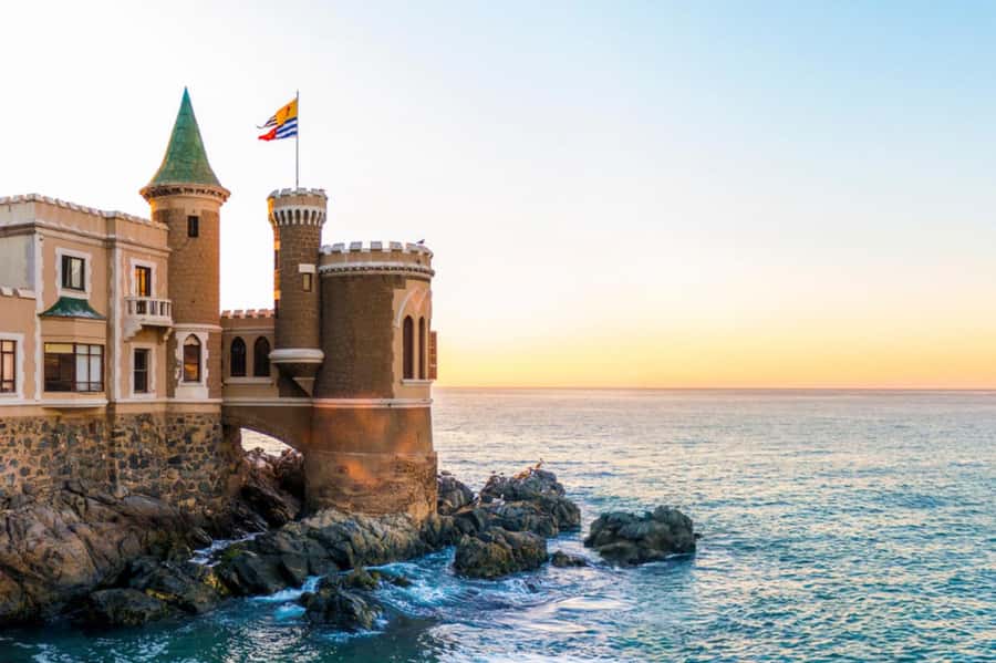 From Santiago: Vineyard, Valparaíso, and Viña del Mar Tour - Lunch timing, and what to do if you care about value