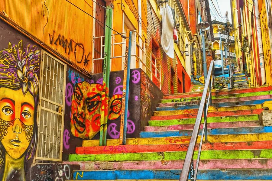 Full Colors: Valparaíso and Viña del Mar - Key Points to Know Before You Go