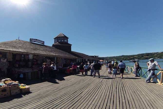 Full Day Castro & Dalcahue Chiloe Island - Morning pickup and the Puerto Montt to Pargua start