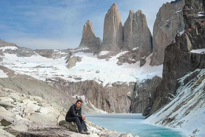 Full-Day Hiking Base Las Torres - Torres del Paine National Park - Lunch with towers in view, then the return along the same line