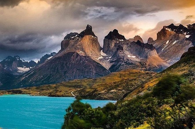 Full Day Torres del Paine Tour - Into Torres del Paine National Park: Scenic Drive and Lago del Toro