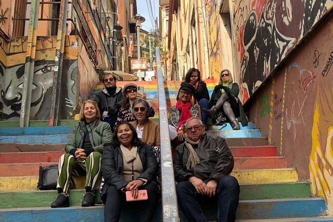 Full Day Tour in Valparaiso and Vina del Mar - Entering Valparaíso: Colorful Houses, Port Energy, and Plaza Time