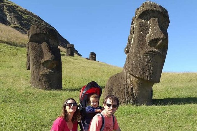 Full Day Tour - The Land of Hotu Matu´a - Stop 4: Ahu Tongariki, the biggest restored platform with 15 moai