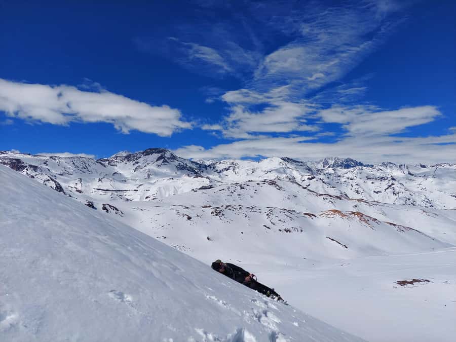 Full-Day Trek to Cerro El Pintor from Santiago - Climbing toward 4,000m: what the trail feels like at altitude
