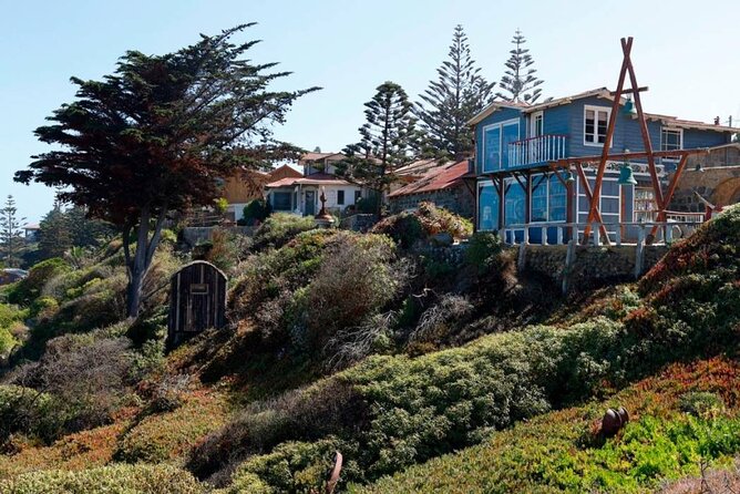 Full Day Trip to Isla Negra, Pomaire & Undurraga Vineyard - Small Group - Lunch, timing, and how to plan your day like a local