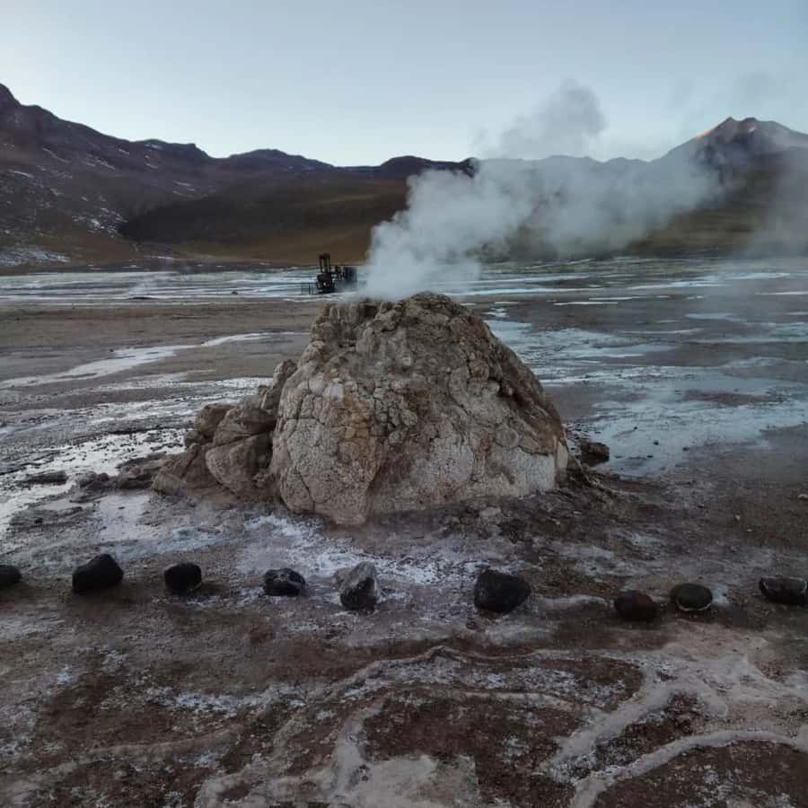 Geysers del Tatio: Sunrise and breakfast in Atacama - Should You Book Geysers del Tatio Sunrise and Breakfast?